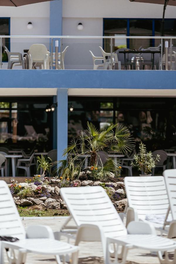 Hotel Azurro ซันนีบีช ภายนอก รูปภาพ