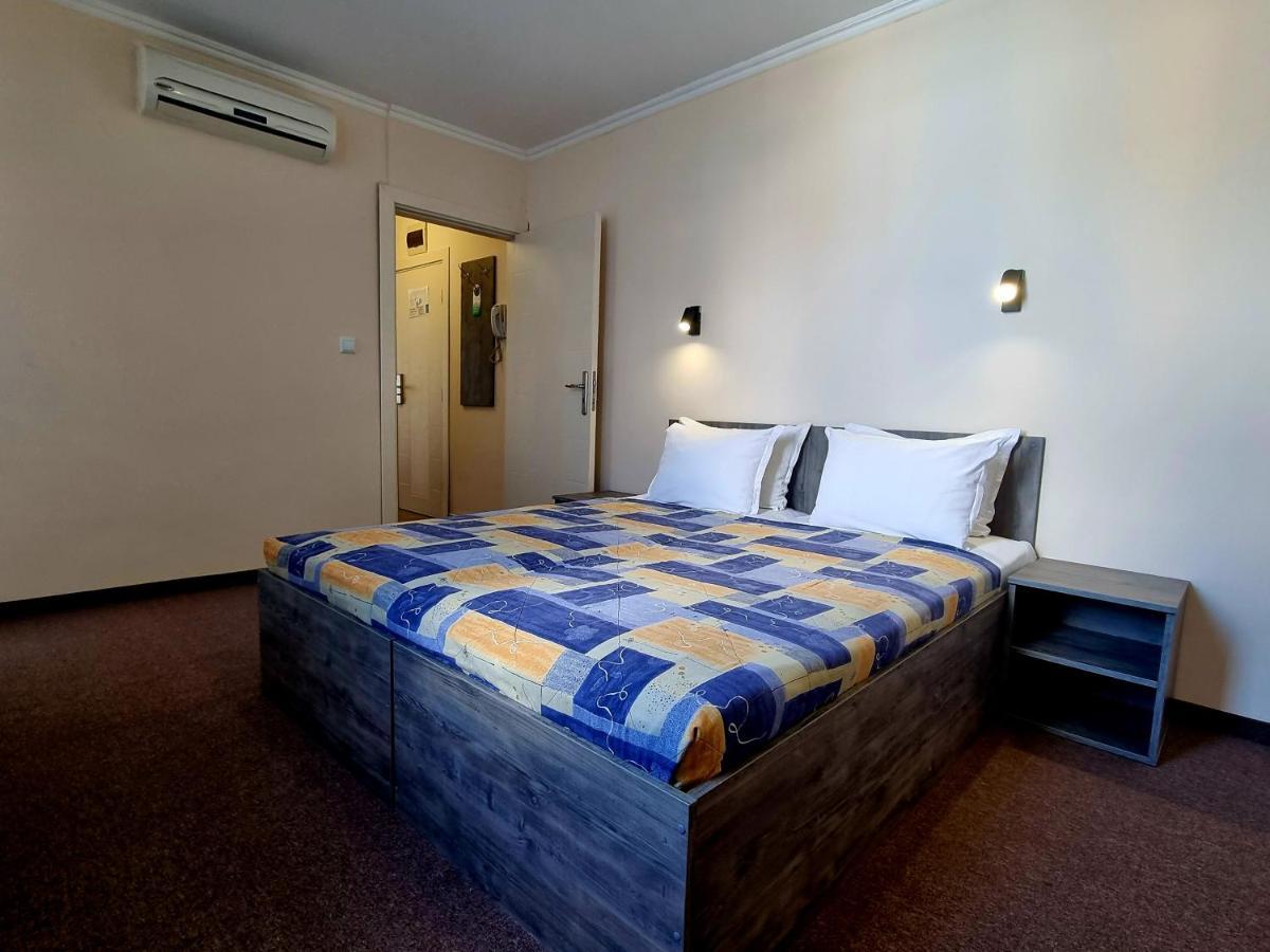 Hotel Azurro ซันนีบีช ภายนอก รูปภาพ